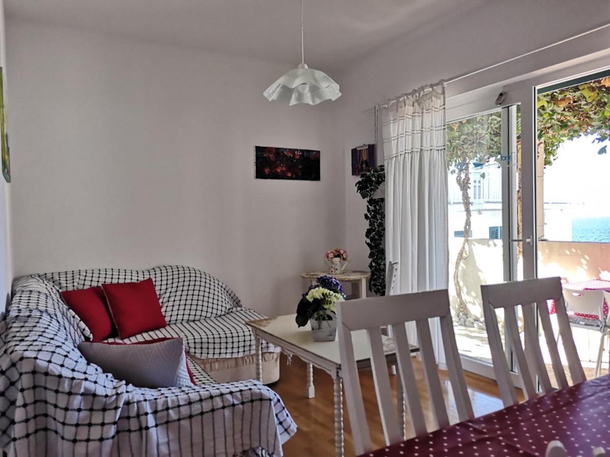 Villa ForTudor Milna  Esterno foto