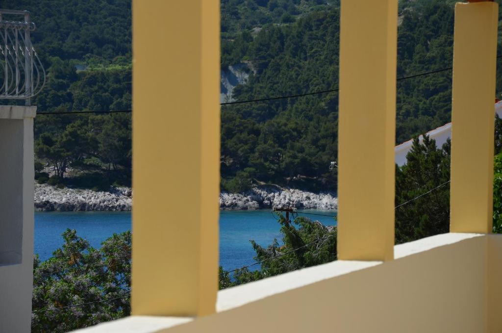 Villa ForTudor Milna  Esterno foto